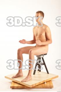 Sitting reference of Ludek 0016